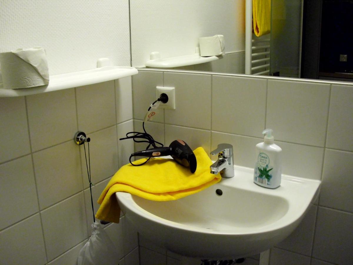 Campus-Gastehaus Aparthotel Mannheim Eksteriør bilde